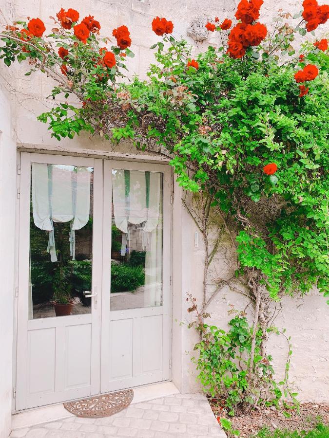 Chambre D'Hotes Les Bains Du Bruant Saint-Porchaire ภายนอก รูปภาพ